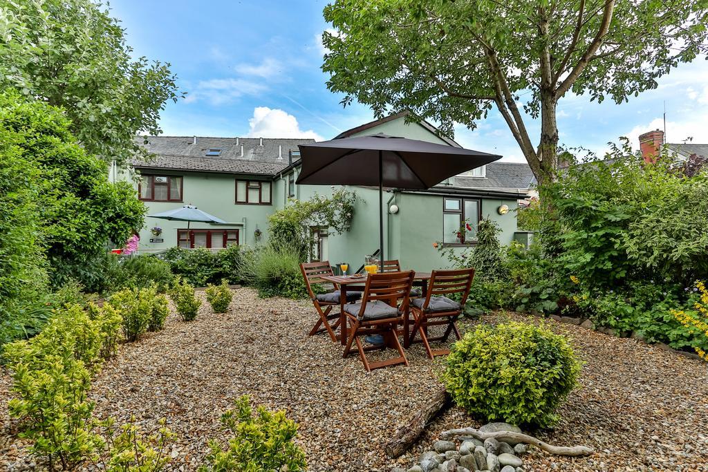 Hotel The Coach House Brecon Esterno foto